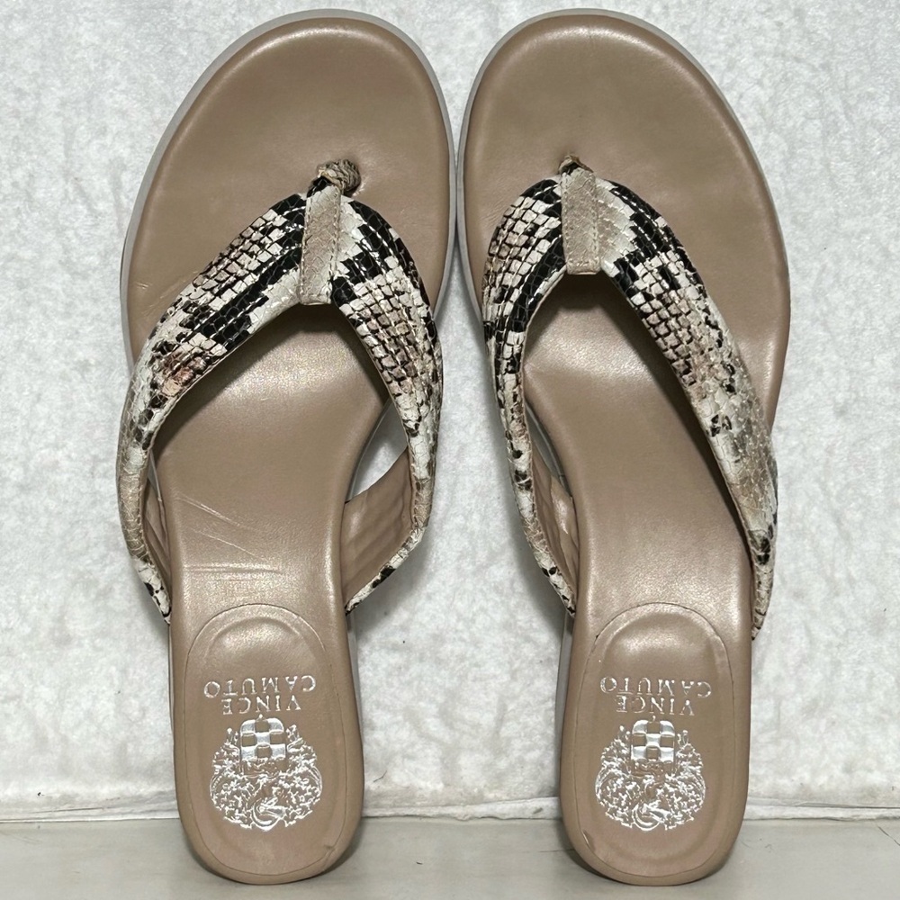Vince Camuto Womens SnakePrint Platform Perseena Wedge Thong Sandals Shoes SZ 10 - Picture 5 of 12